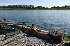Comfy pegs @ Borwick Fishing